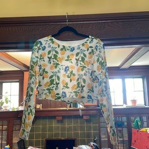 NWT Long sleeve lemon print swim top